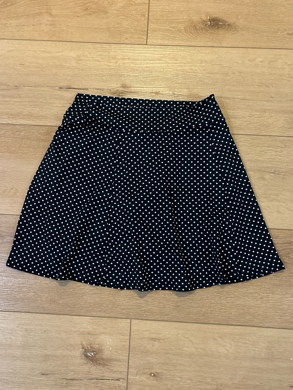 Dona Jo Skirt Large